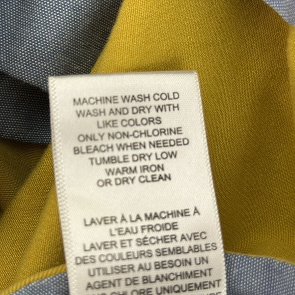 Banana Republic City Chino Perfect Gold Khaki Pants - Picture 9 of 11